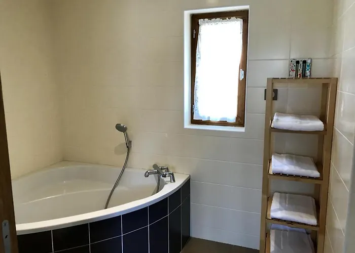 Rustique Au Calme Avec Cheminee Et Jardin, 4 Pers. - Fr-1-489-600 * Montbeugny